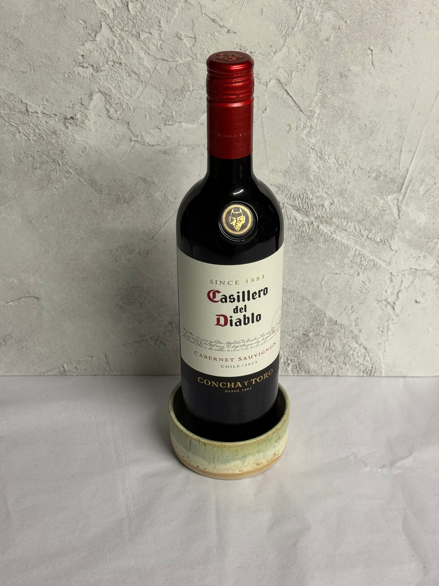 Wine bottle holder - Sandy Dunes Design